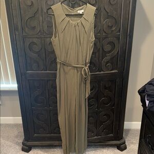 Elegant Olive Green Sleeveless Romper